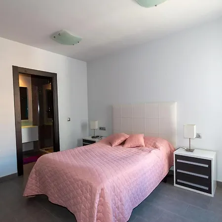 Apartment Stunning Beachside